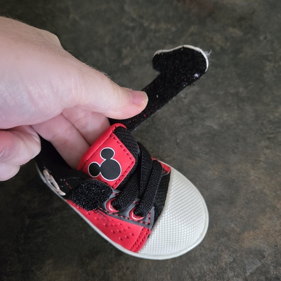 Disney Mickey Mouse Baby Red and Black Shoes - Picture 9 of 13